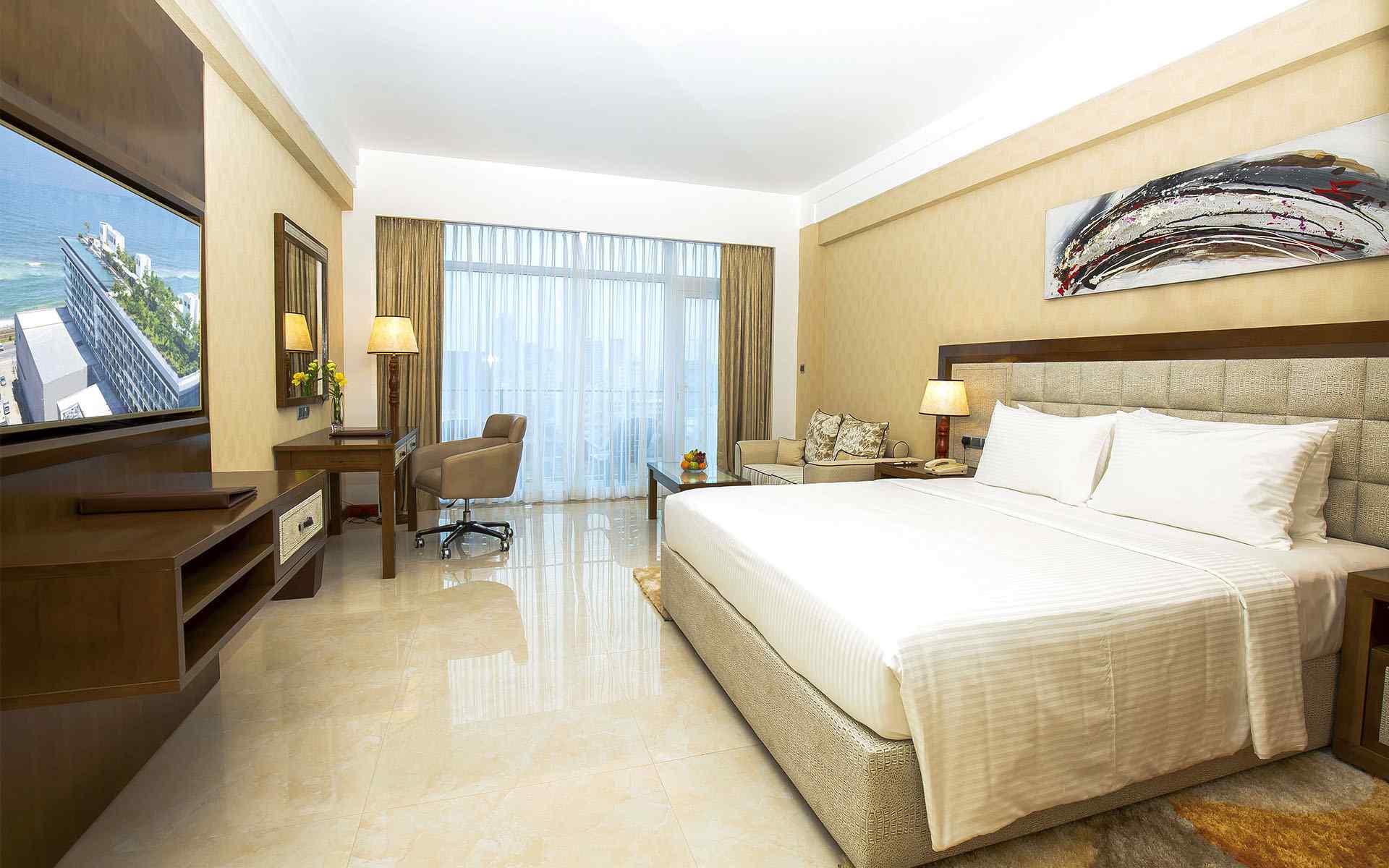 PREMIER ROOM